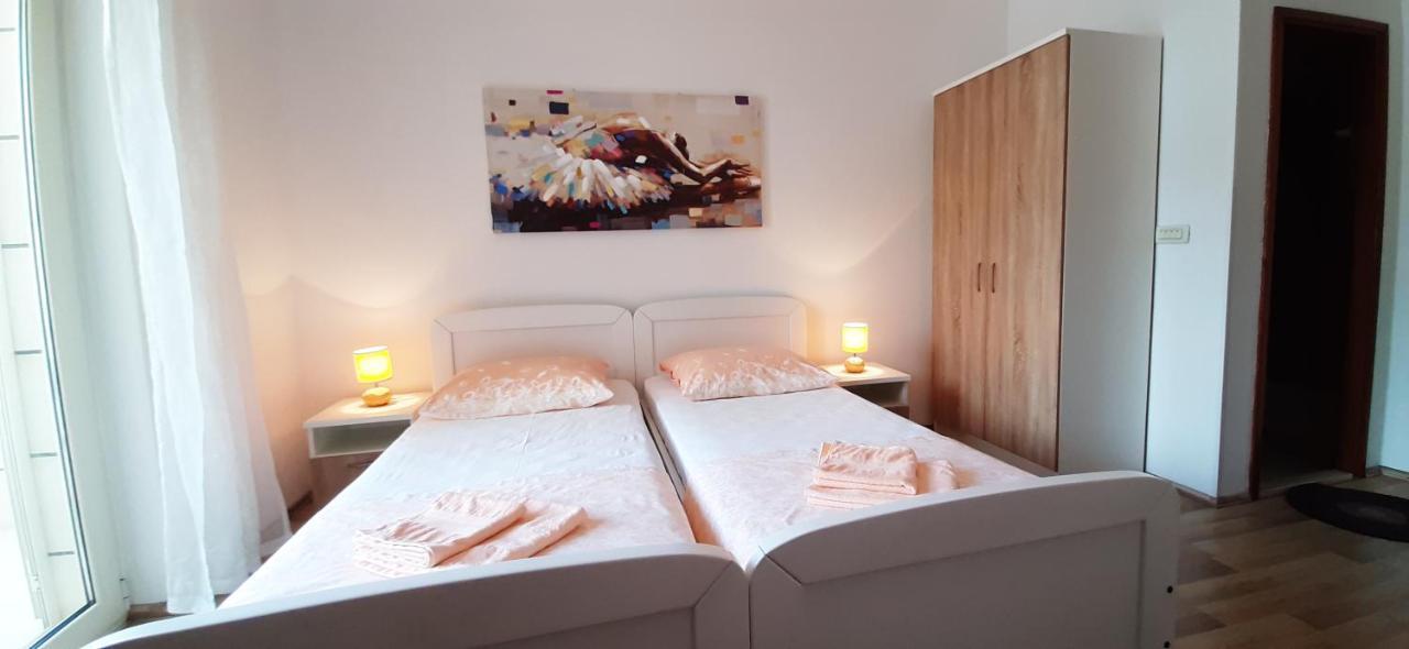 Apartments Villa Sirena ดูบรอฟนิก ภายนอก รูปภาพ