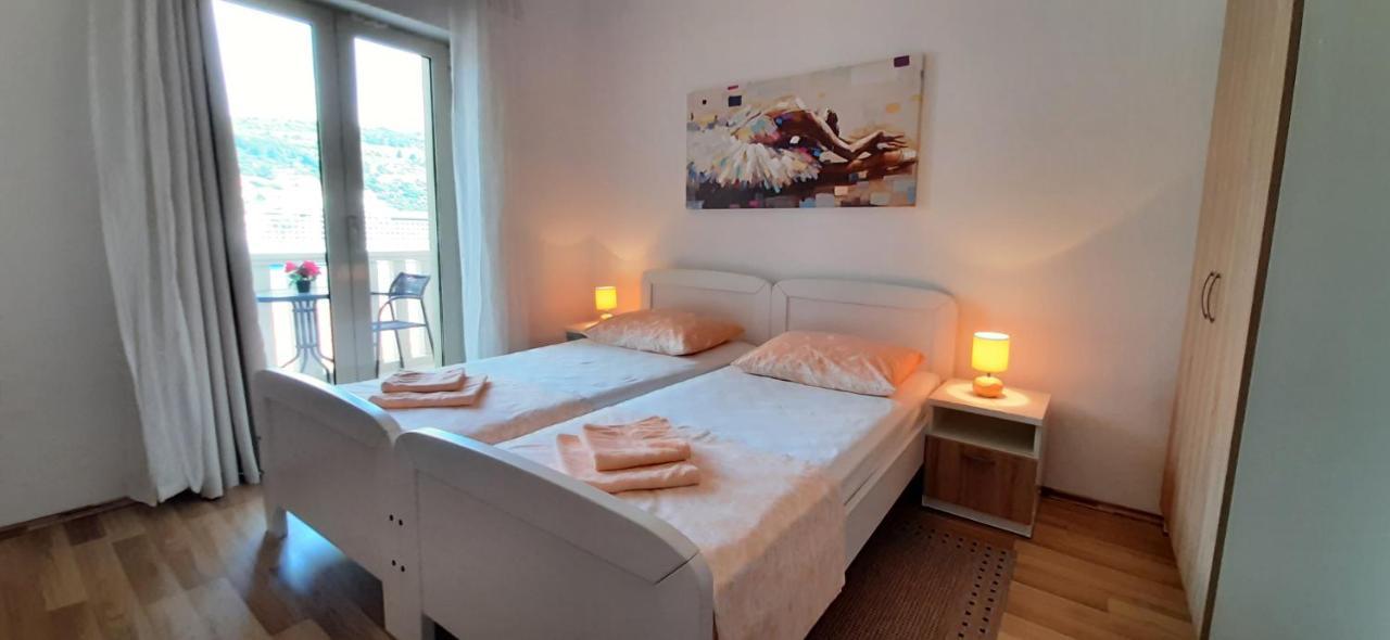 Apartments Villa Sirena ดูบรอฟนิก ภายนอก รูปภาพ
