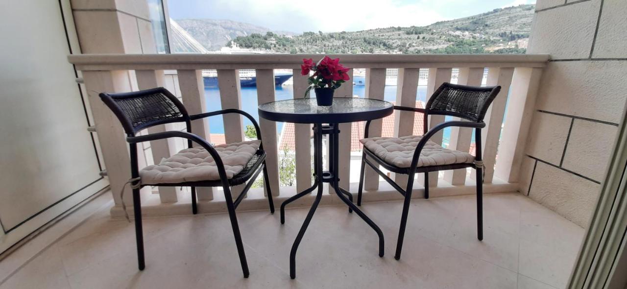 Apartments Villa Sirena ดูบรอฟนิก ภายนอก รูปภาพ